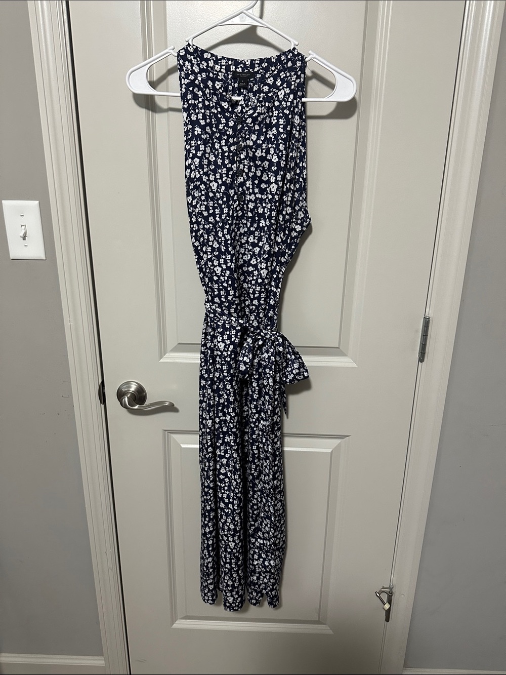 Ann Taylor Navy & White Floral Tie-Waist Jumpsuit